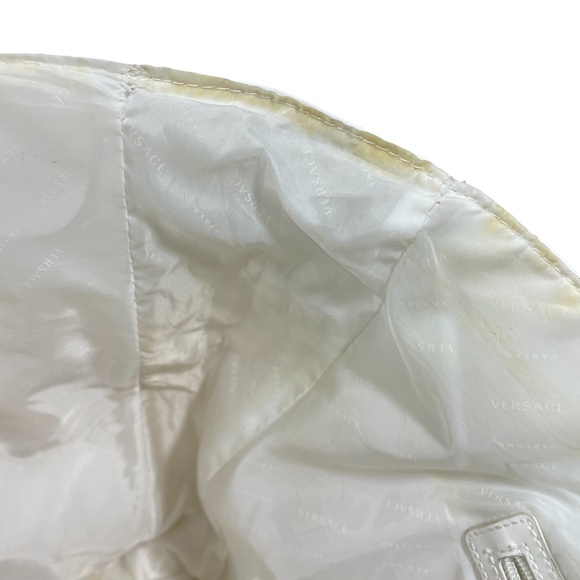 Versace Parfume Snow White Bag 17 x 15 x 4 w/ Keychain Slight Stains Inside - Picture 10 of 11